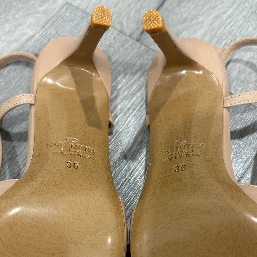 Valentino Garavani VLogo Signature 80 slingback leather pumps - Picture 5 of 8